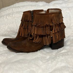 Womens Freebird Belle boots size 10